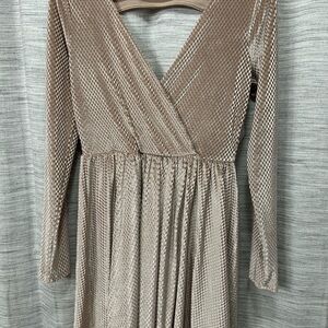 Gianni Bini long sleeve velvet style mini dress size medium